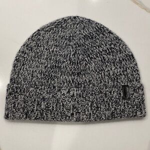 VINCE Men’s Cashmere Shaker-Stitch Beanie, Black/White